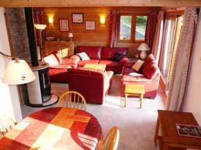 Résidence Le Cristal - Appartement 4 pièces de charme en duplex pour 8 personnes situé dans Méribel centre proche des commerces MAE-2007